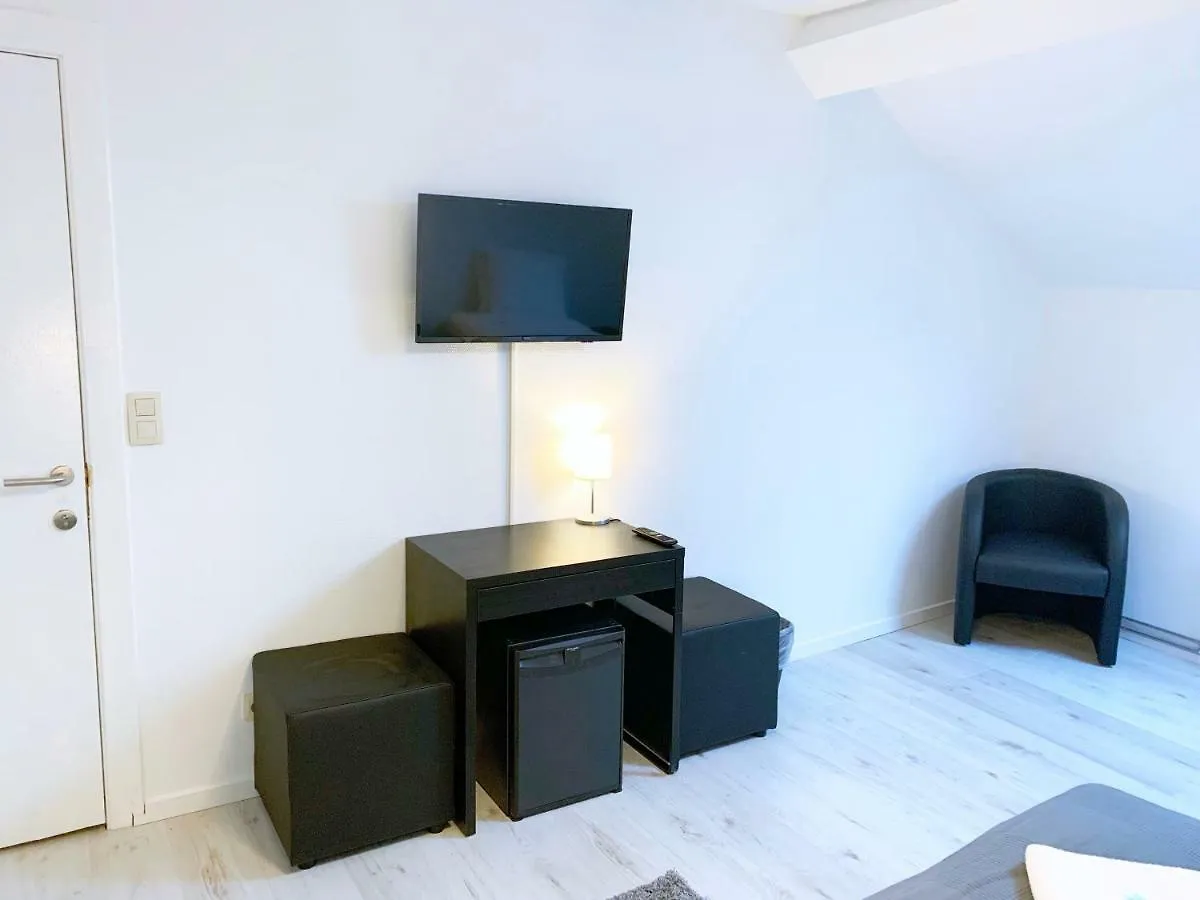 Pensionat Hive Rooms Midi Center Bryssel