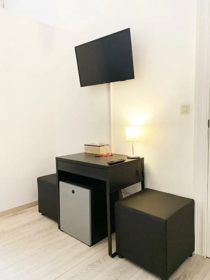 Hive Rooms Midi Center Bryssel